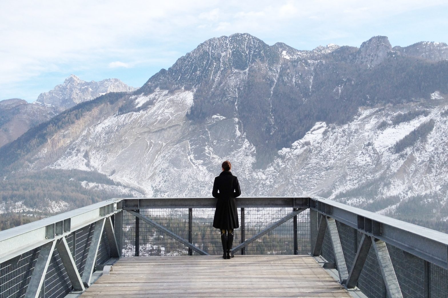 Concorso artistico internazionale Two Calls for Vajont Diga del Vajont e Nuovo spazio di Casso